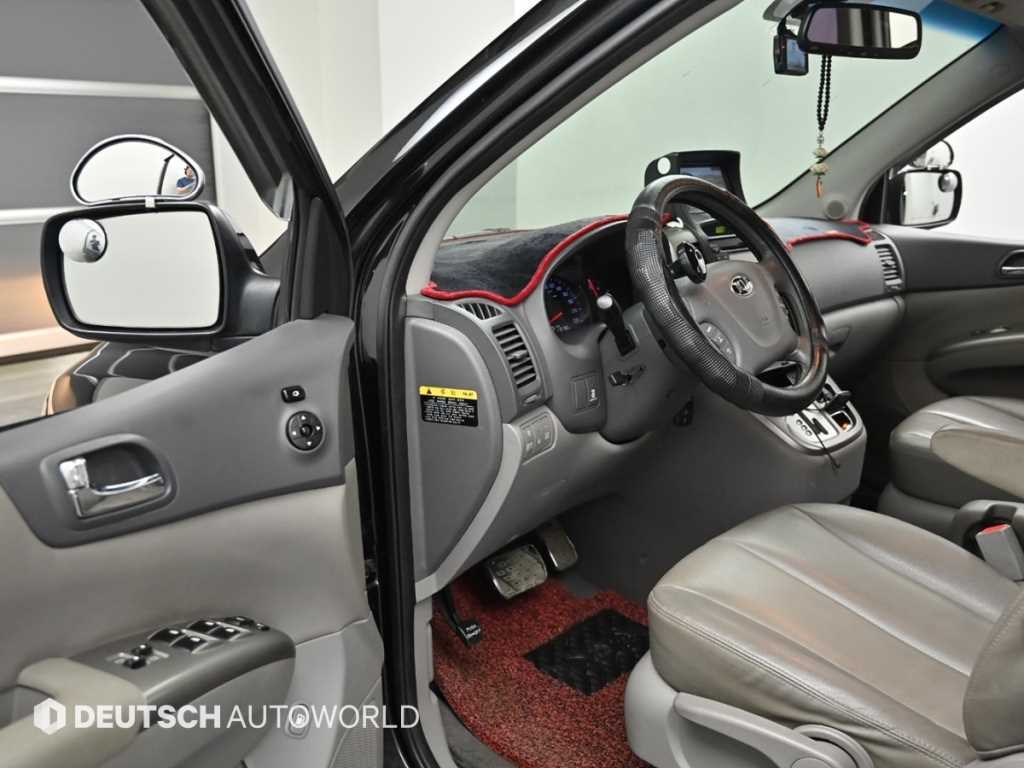 Kia Carnival — photo 11