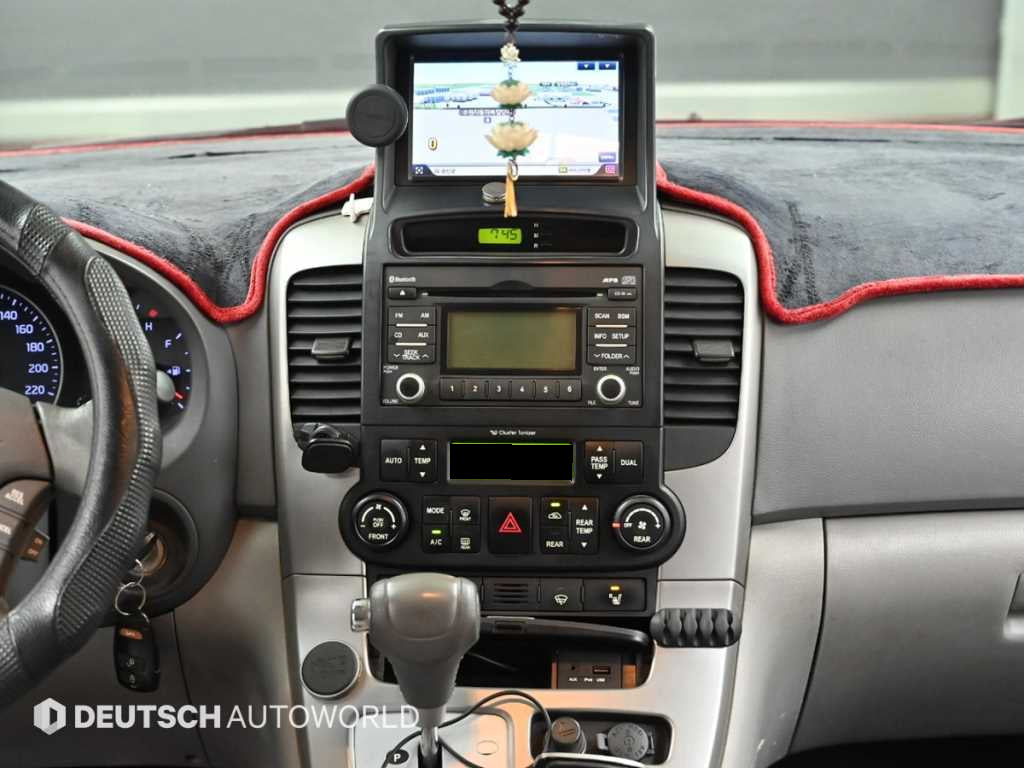 Kia Carnival — photo 14