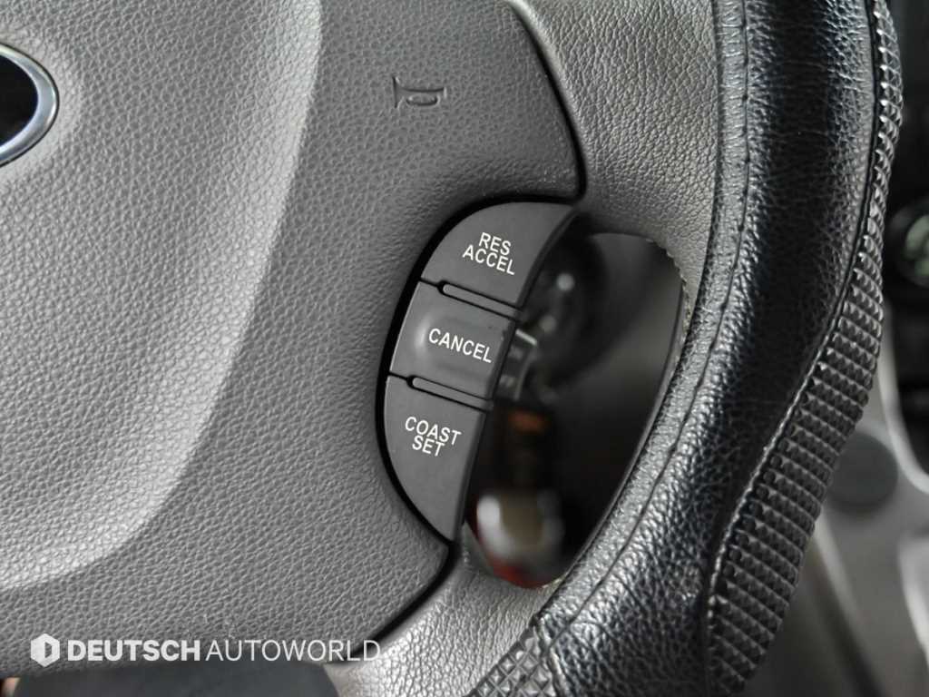 Kia Carnival — photo 16
