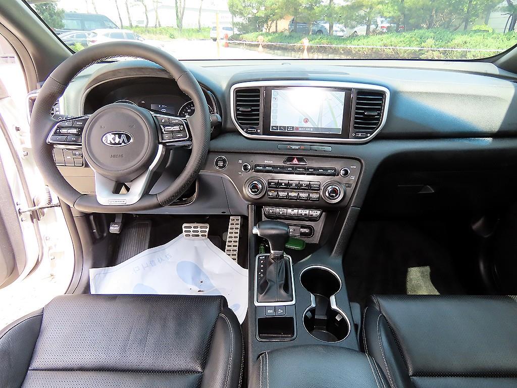 Kia Sportage — photo 07