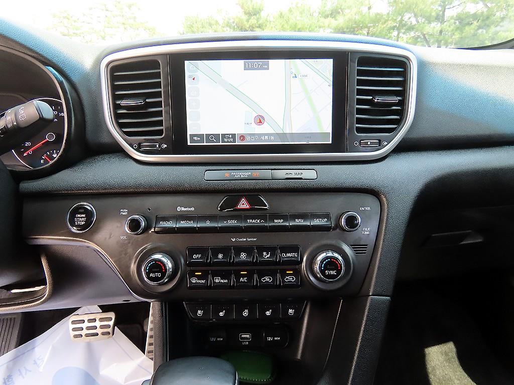 Kia Sportage — photo 12