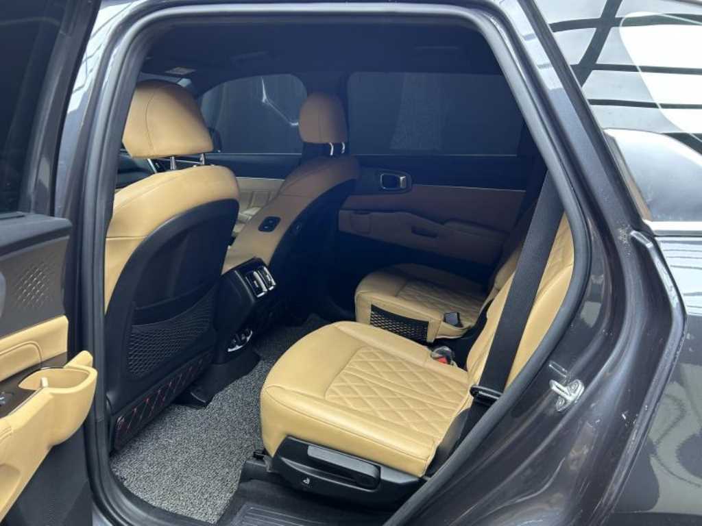 Kia Sorento — photo 06