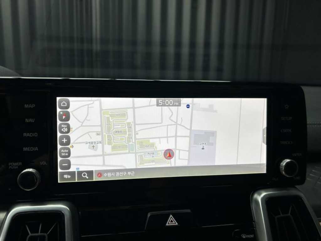 Kia Sorento — photo 17