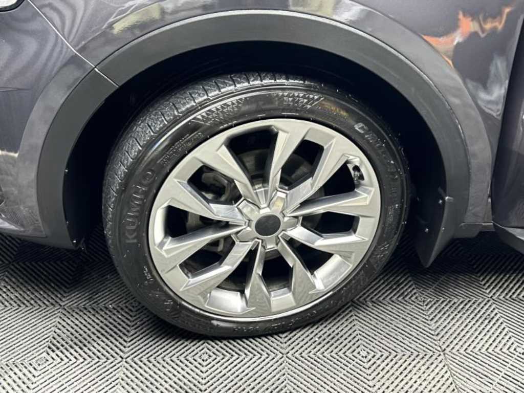 Kia Sorento — photo 20