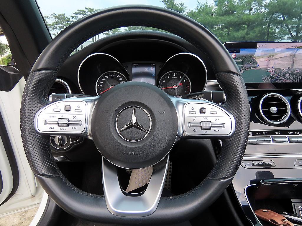 Mercedes-Benz C-Class — photo 10