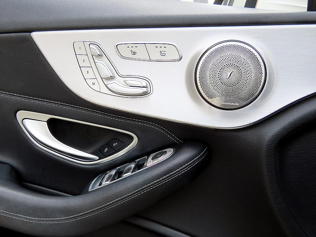 Mercedes-Benz C-Class — photo 13