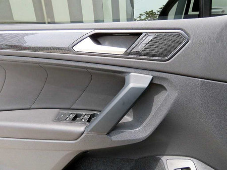 Volkswagen Tiguan — photo 12