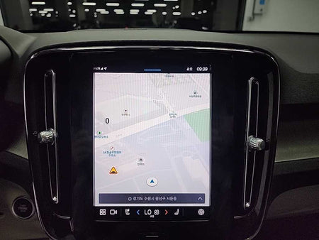 Volvo XC40 — photo 15