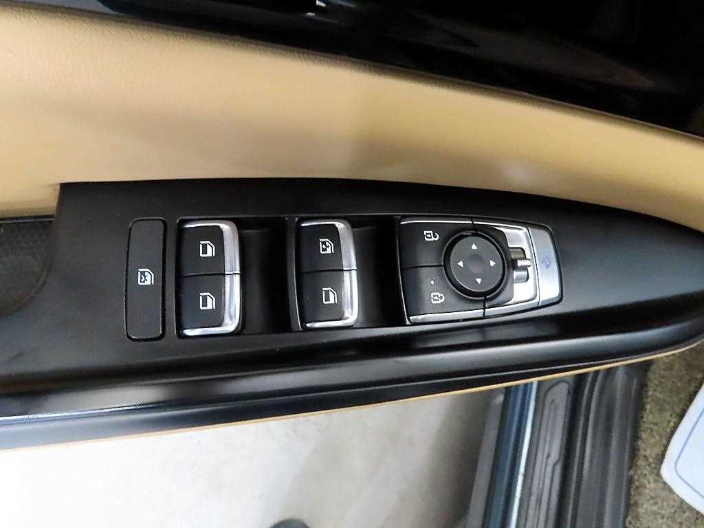 Kia Carnival — photo 13