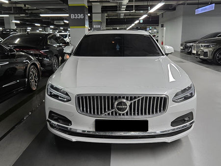 Volvo S90 — photo 01