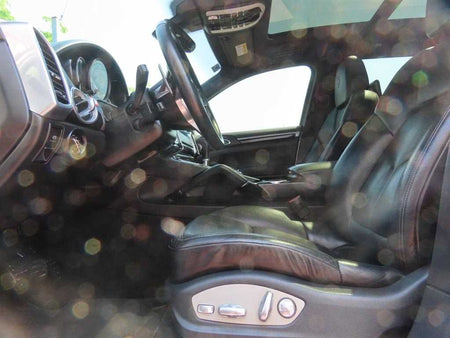 Porsche Cayenne — photo 15