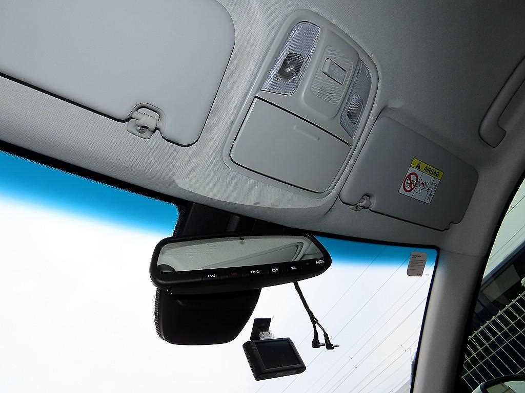 Kia Niro — photo 17