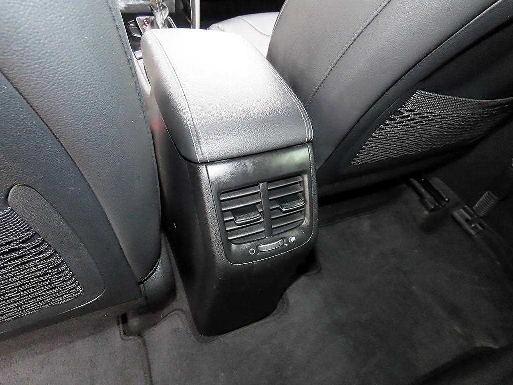 Kia Niro — photo 18
