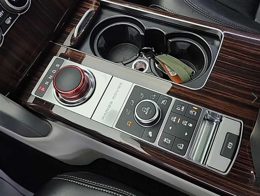 Land Rover Range Rover — photo 08