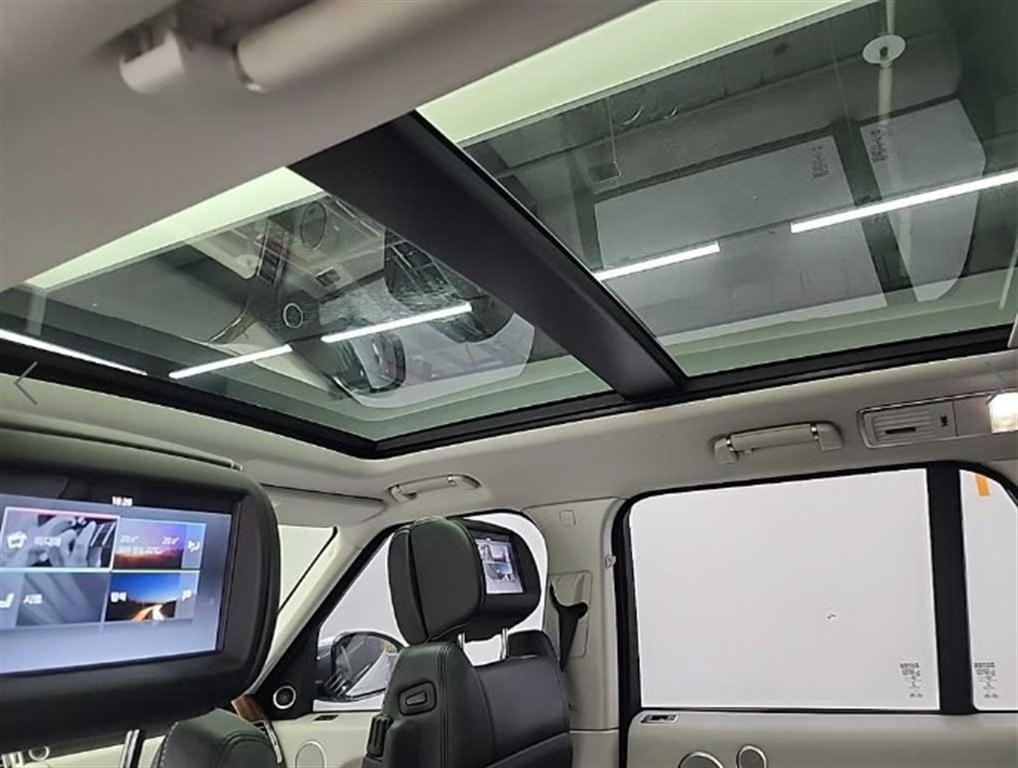 Land Rover Range Rover — photo 15