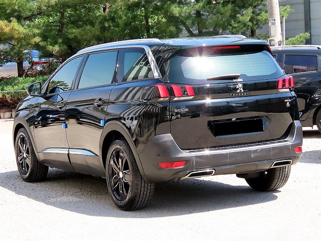Peugeot 5008 — photo 03