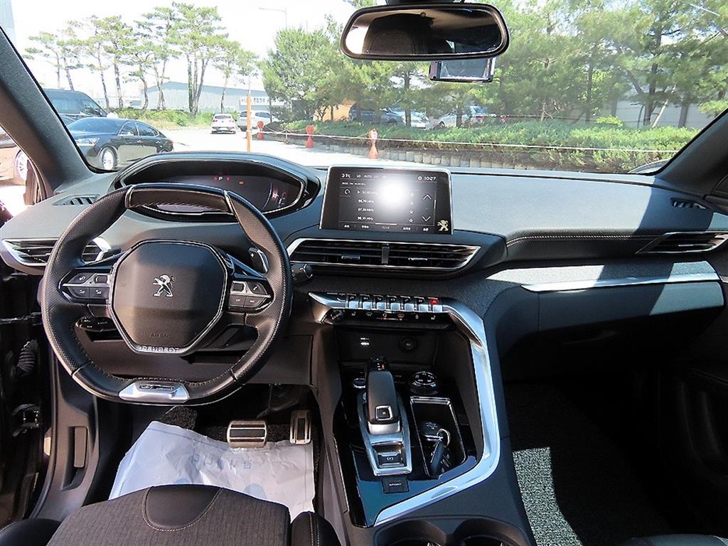 Peugeot 5008 — photo 07