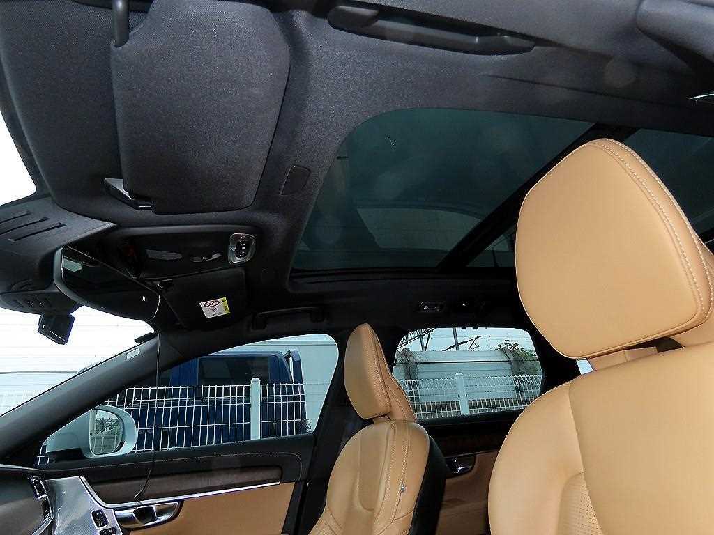 Volvo V90 — photo 16