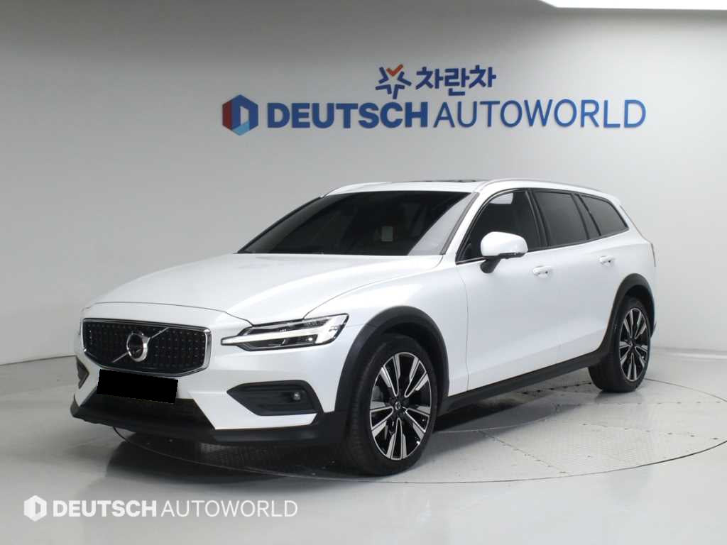 Volvo V60 — photo 01