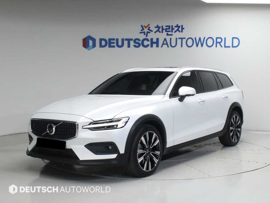 Volvo V60 — photo 01