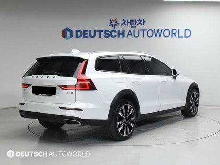 Volvo V60 — photo 02