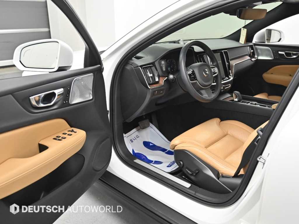 Volvo V60 — photo 11