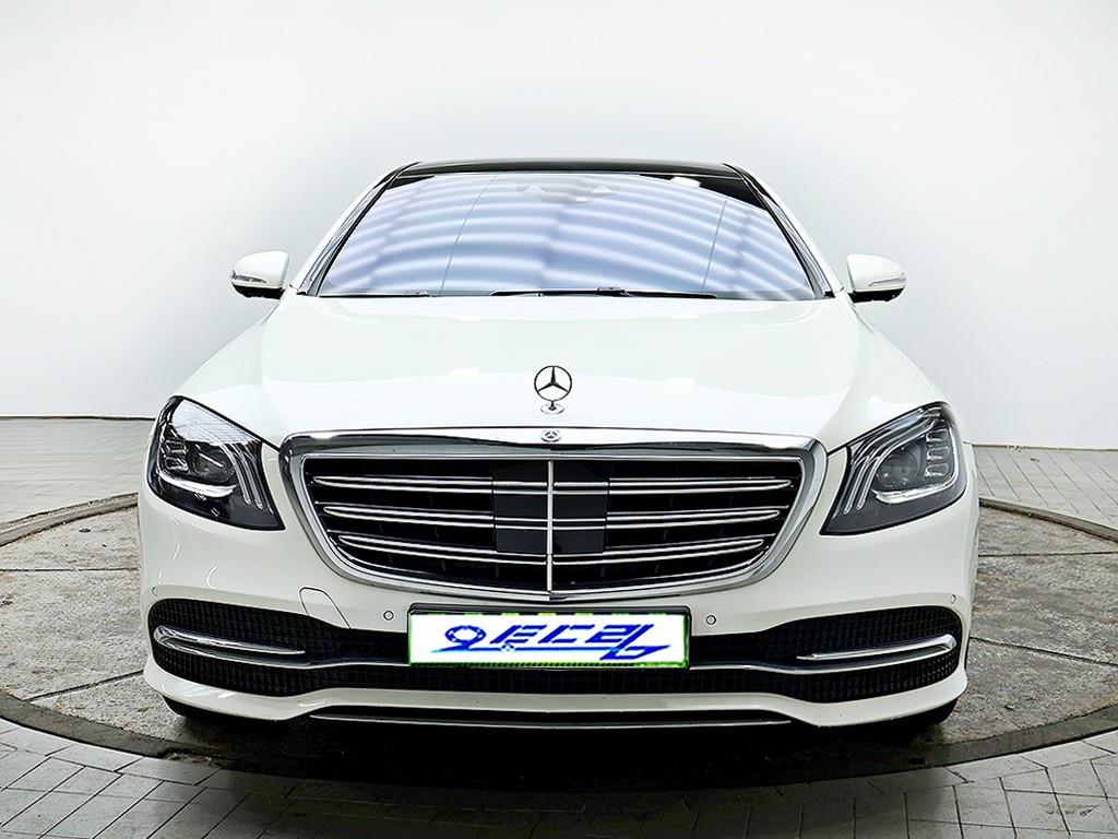 Mercedes-Benz S-Class — photo 01