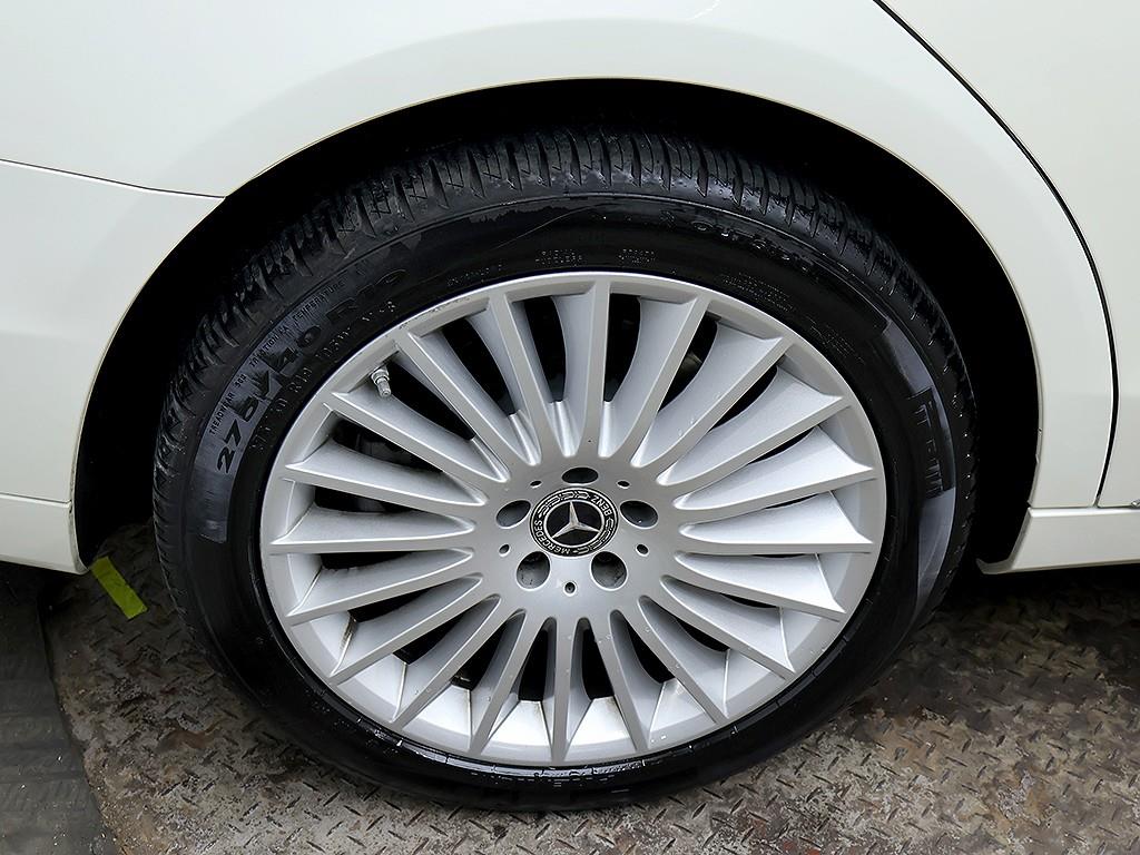 Mercedes-Benz S-Class — photo 08