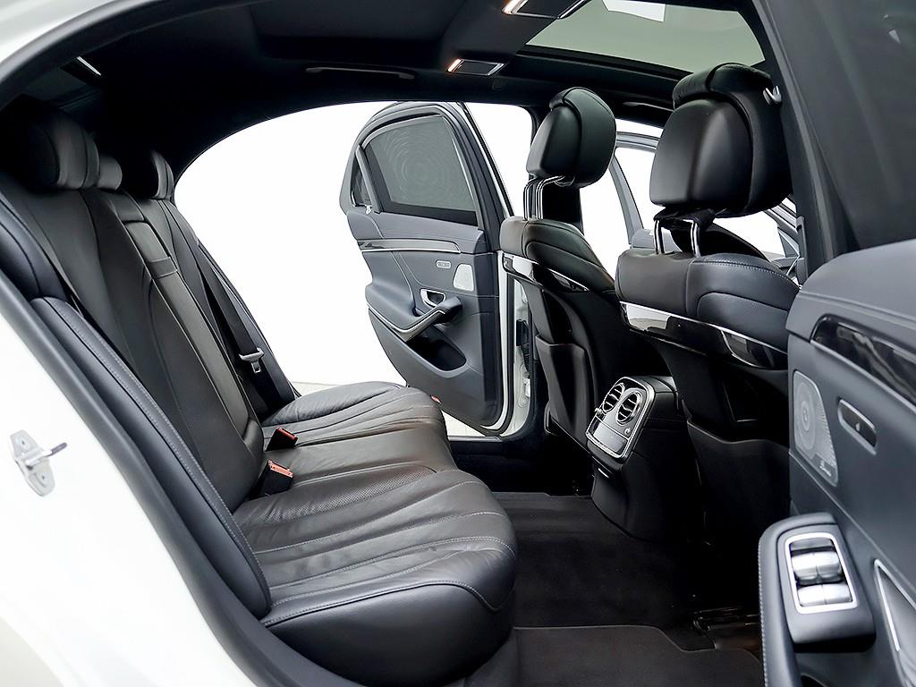 Mercedes-Benz S-Class — photo 12