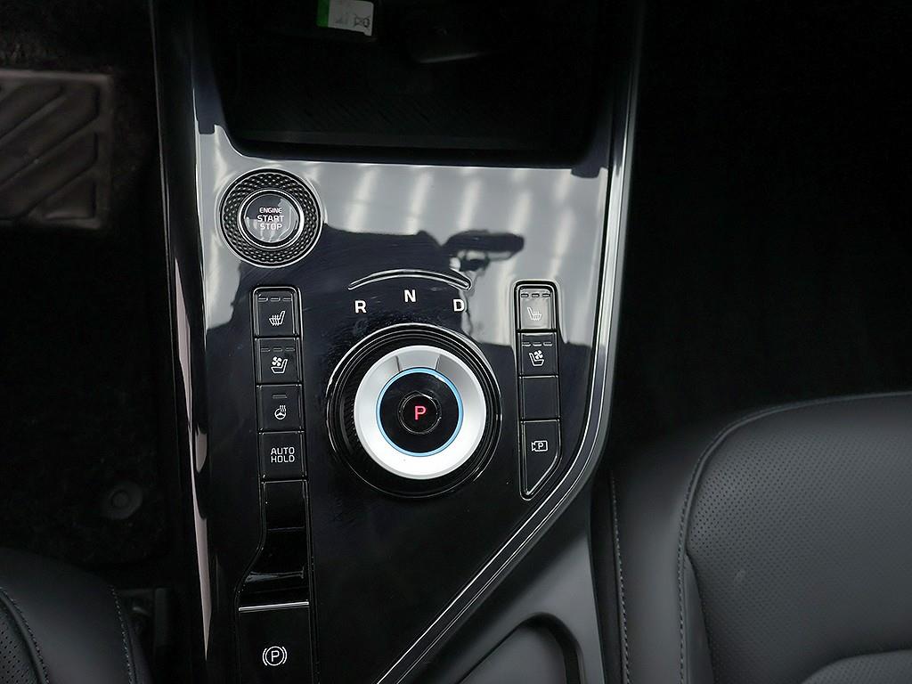 Kia Niro — photo 10