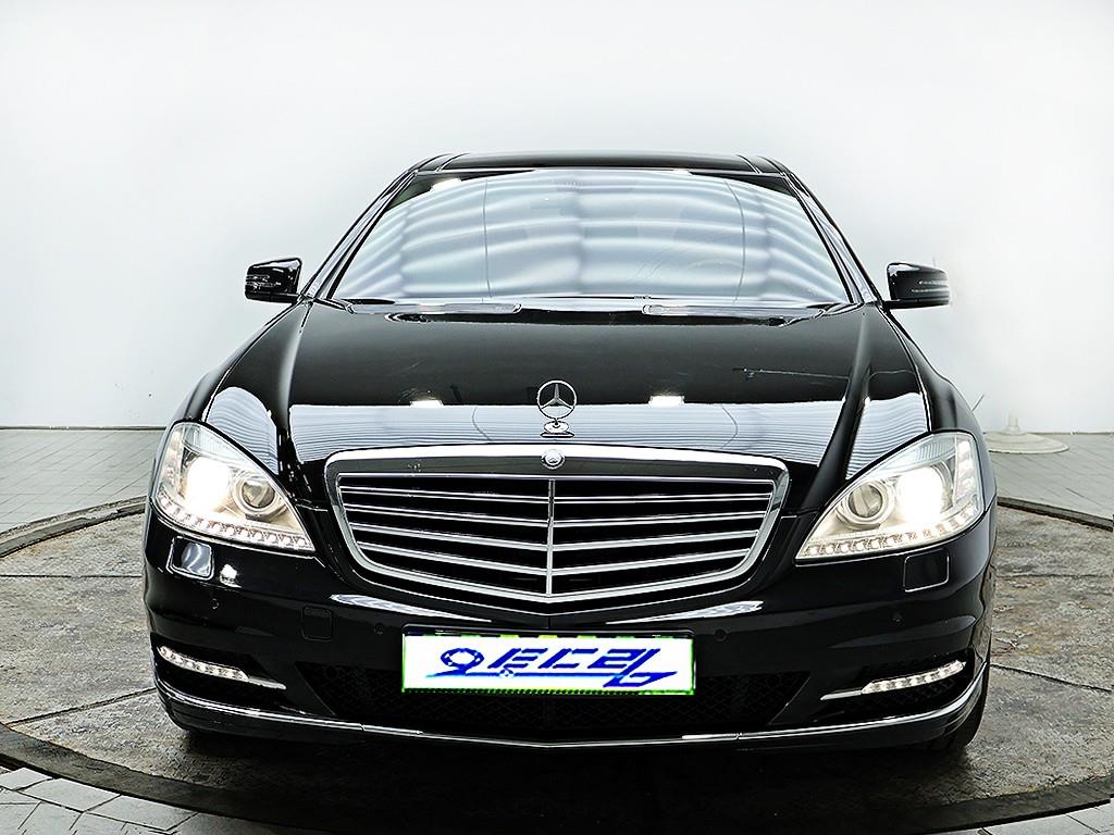 Mercedes-Benz S-Class — photo 01