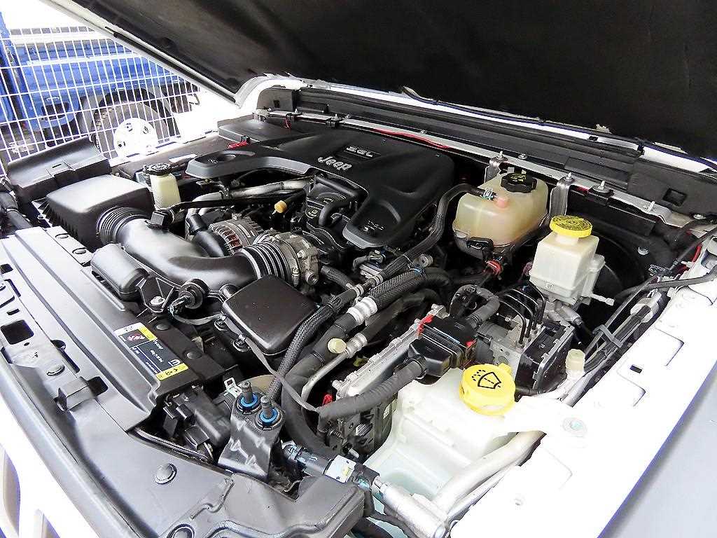 Jeep Gladiator — photo 19