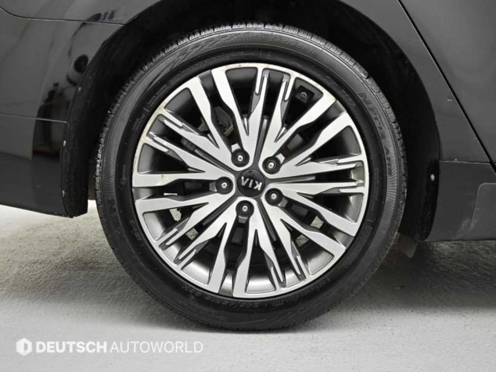 Kia K7 — photo 05