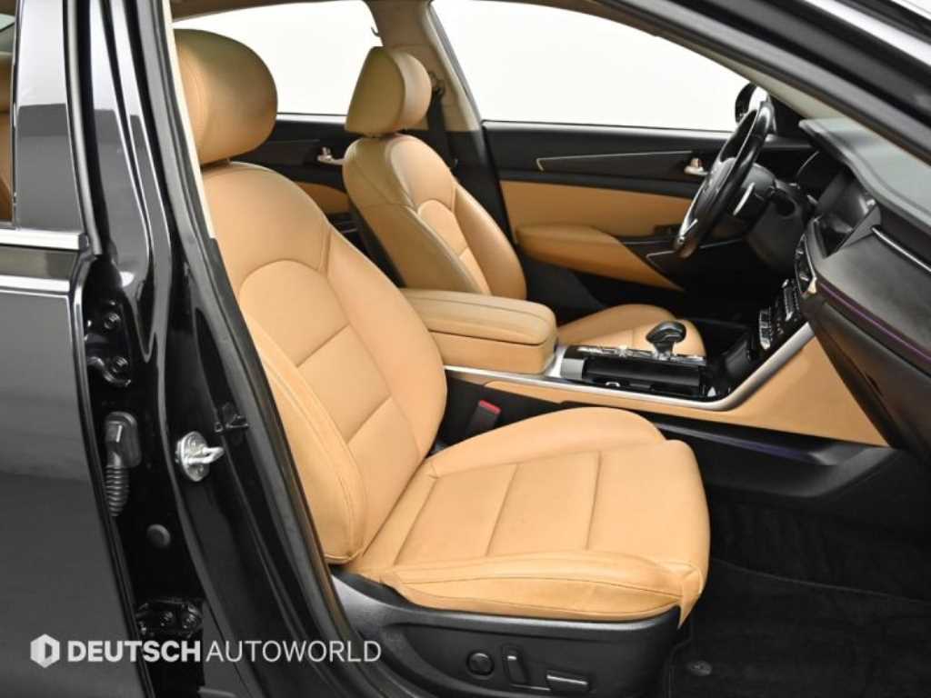 Kia K7 — photo 10