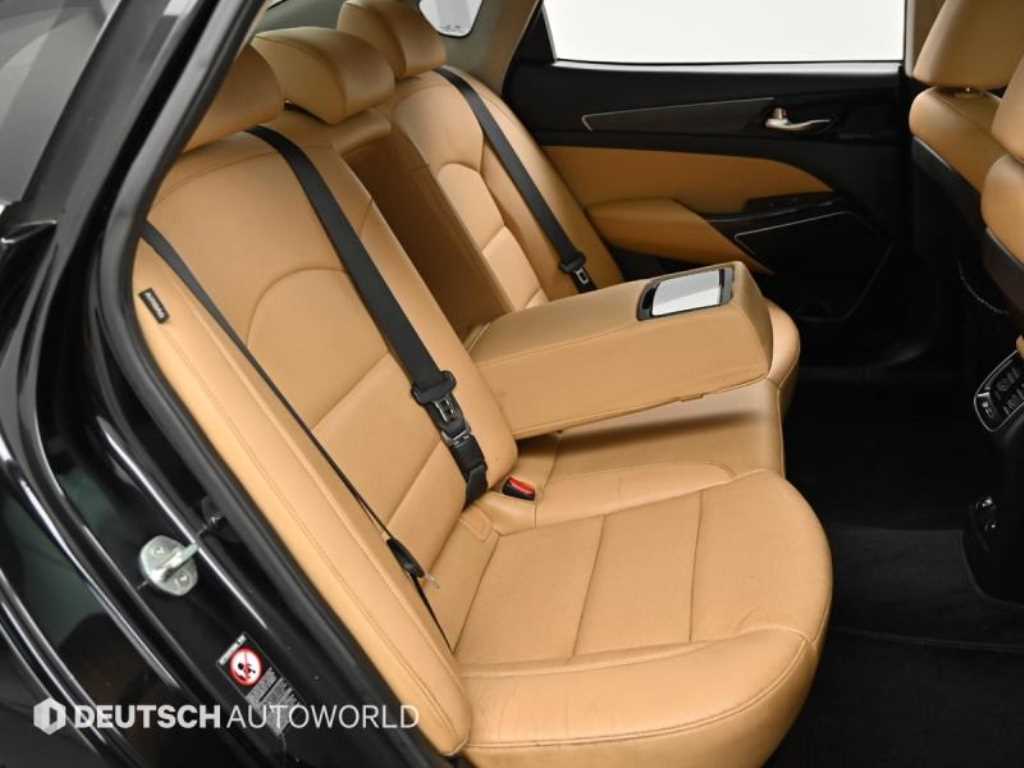 Kia K7 — photo 12