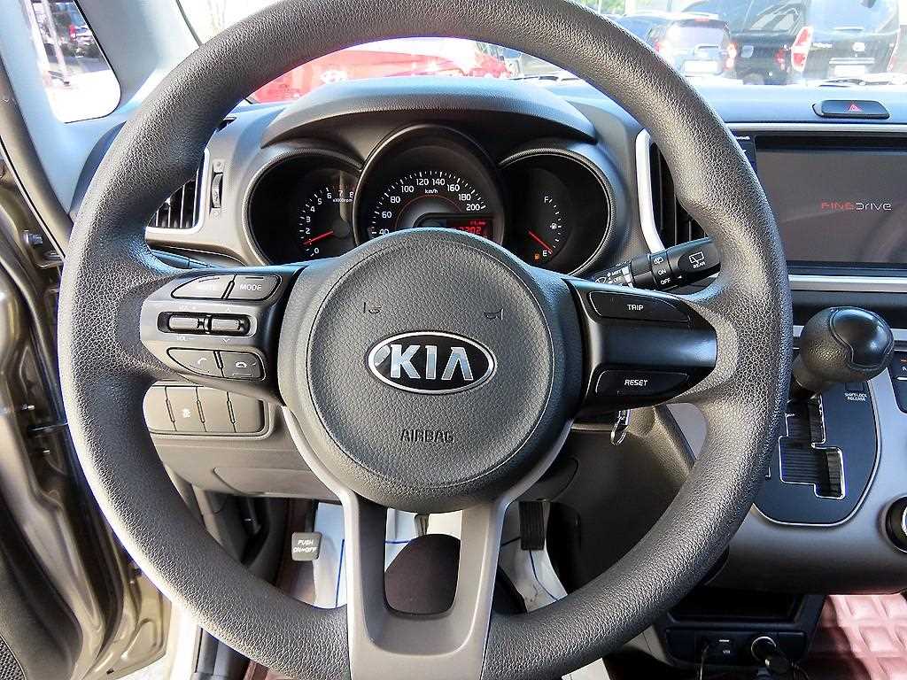 Kia RAY — photo 09