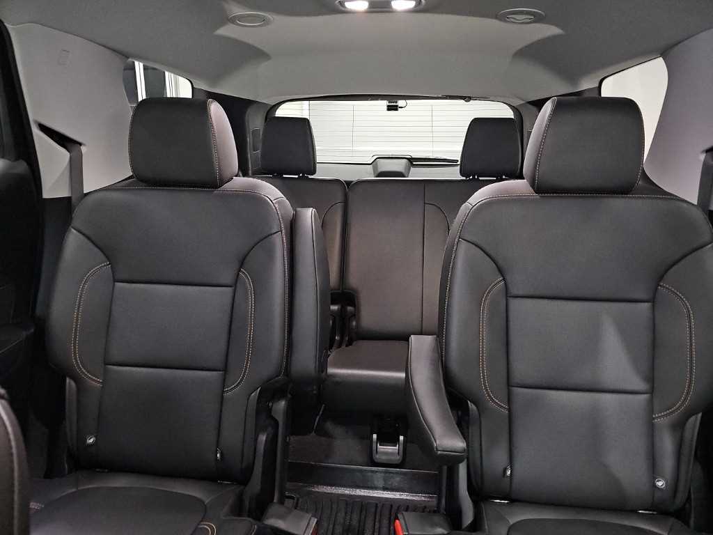 CHEVROLET Traverse — photo 14
