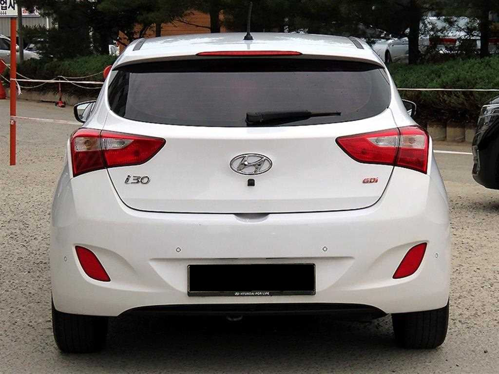 Hyundai i30 — photo 04