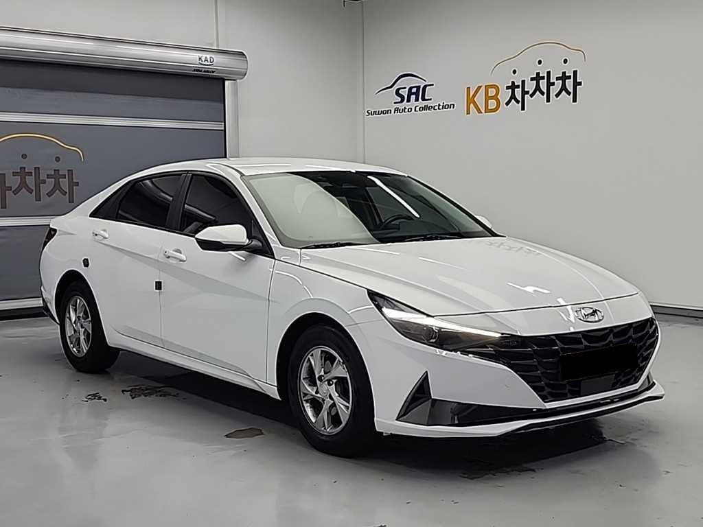 Hyundai Avante — photo 04