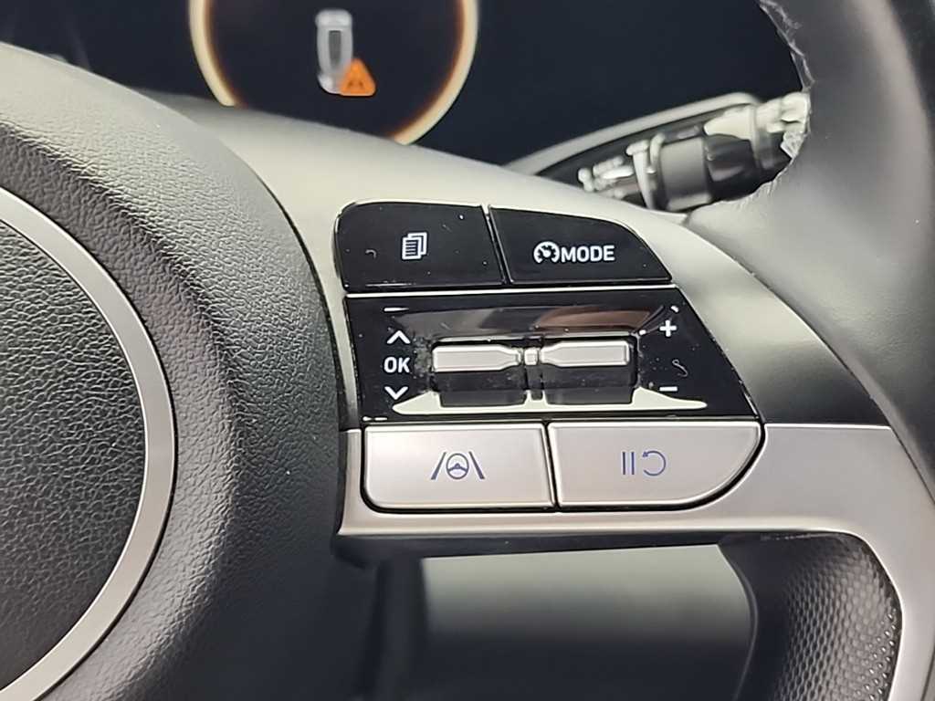 Hyundai Avante — photo 16
