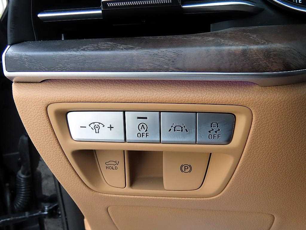 Genesis G80 — photo 13