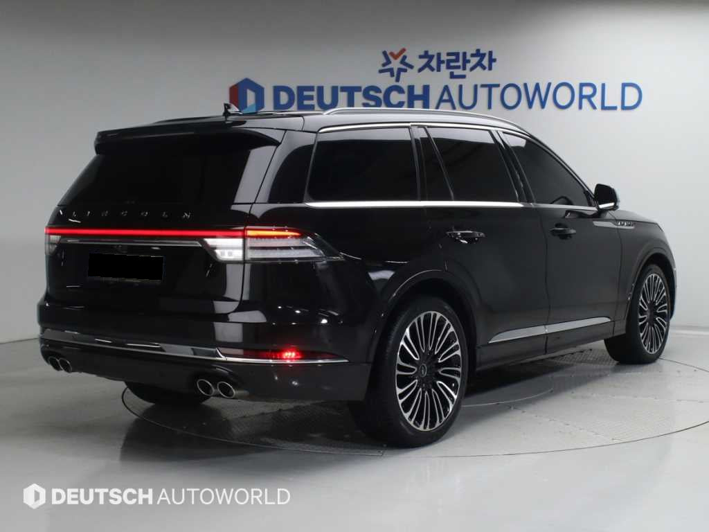 Lincoln Aviator — photo 02