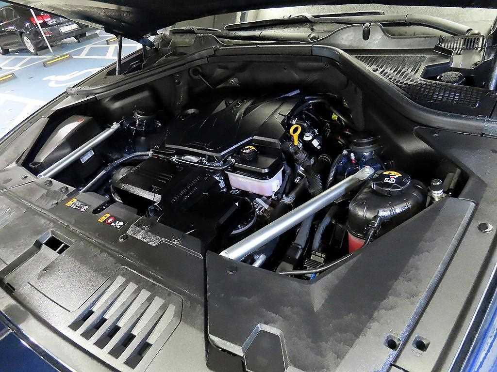 Genesis GV80 — photo 19