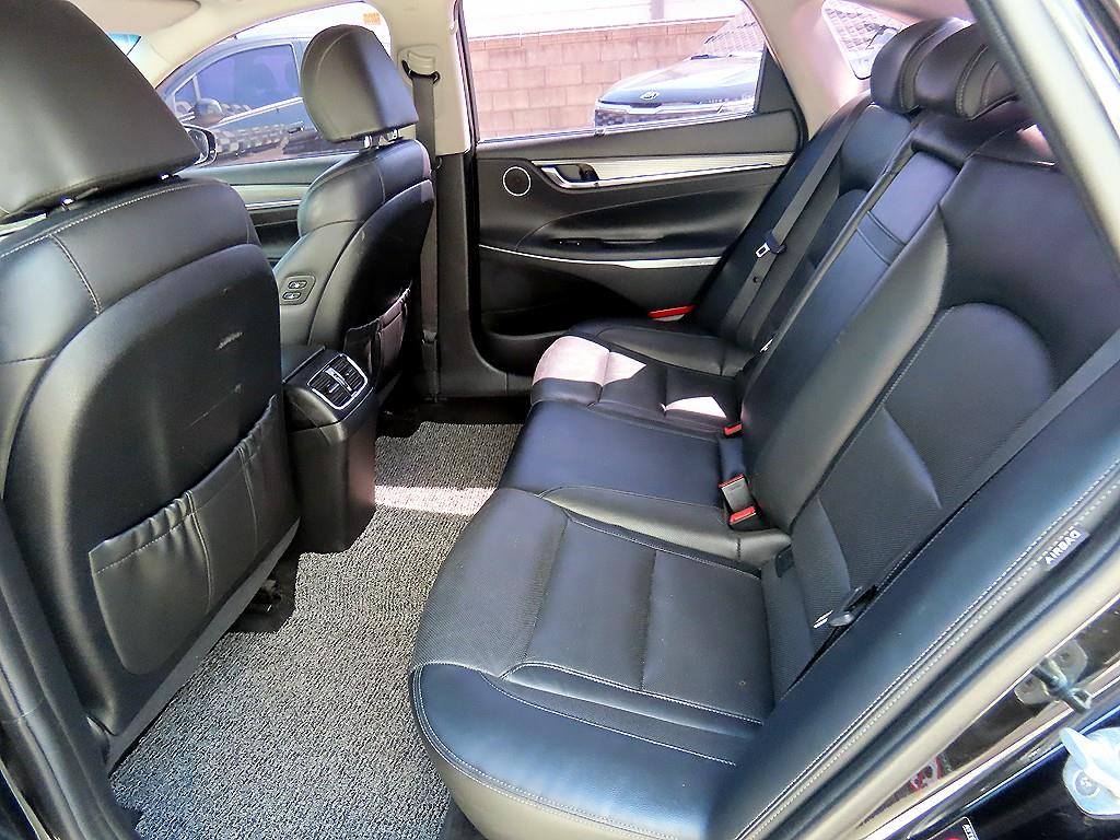 Hyundai Grandeur — photo 06
