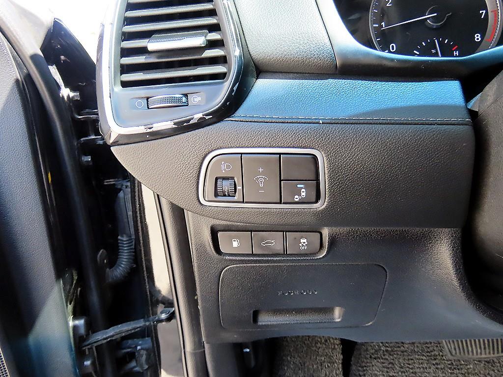 Hyundai Grandeur — photo 12
