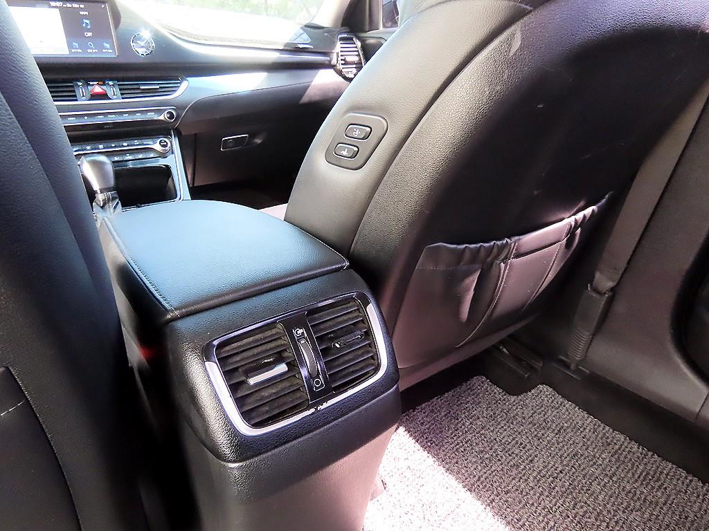 Hyundai Grandeur — photo 17