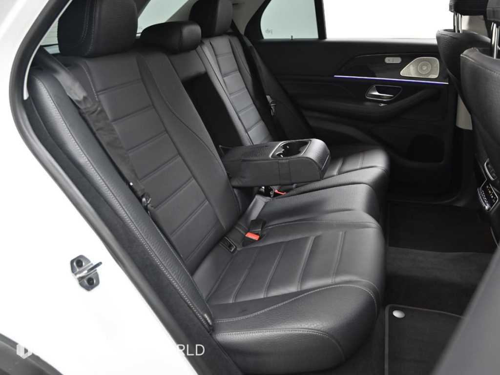 Mercedes-Benz GLE-Class — photo 12