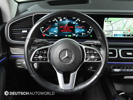 Mercedes-Benz GLE-Class — photo 13