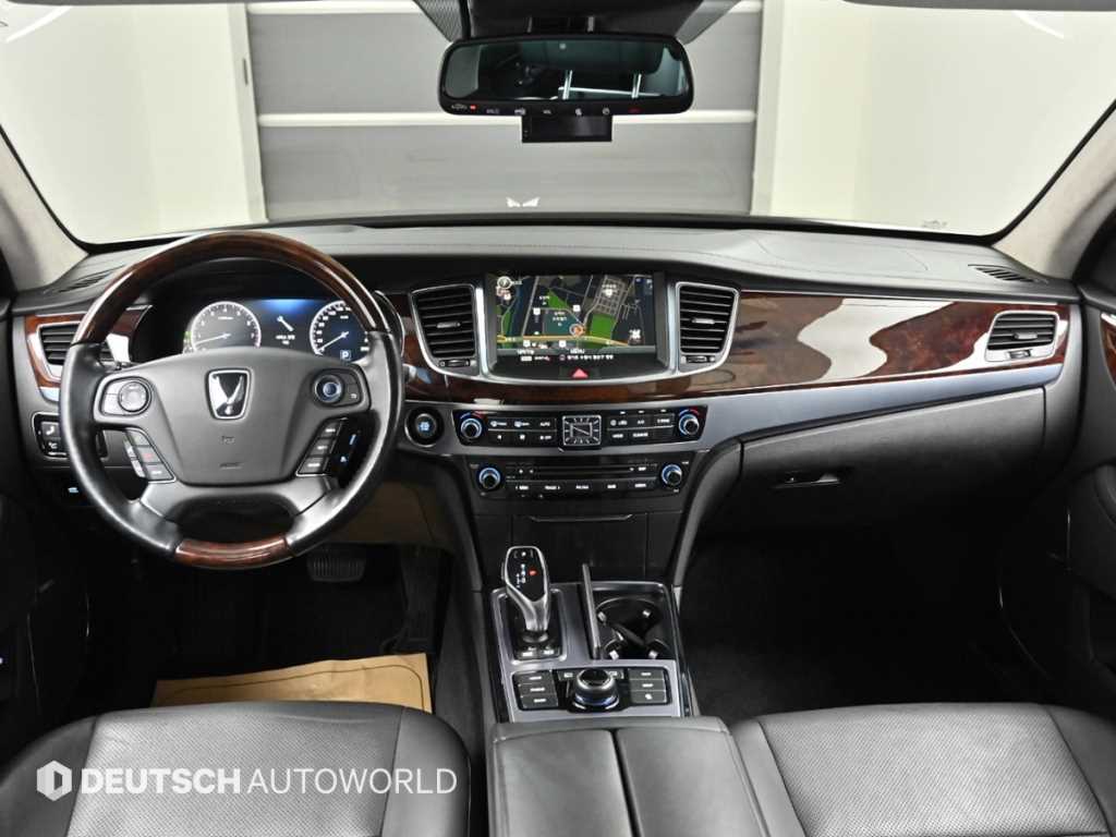 Hyundai Equus — photo 07