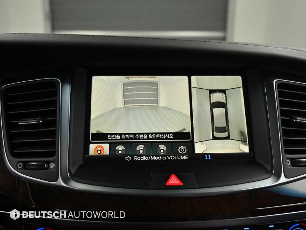 Hyundai Equus — photo 15